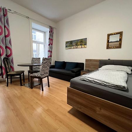 Charming 1Br Apartment Perfect For Long Stays Vienna Exterior photo
